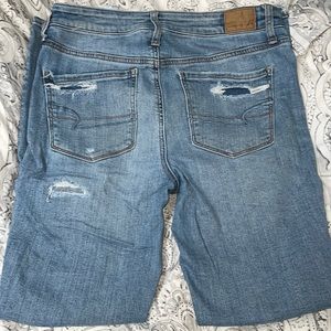 American eagle distressed skinny jean